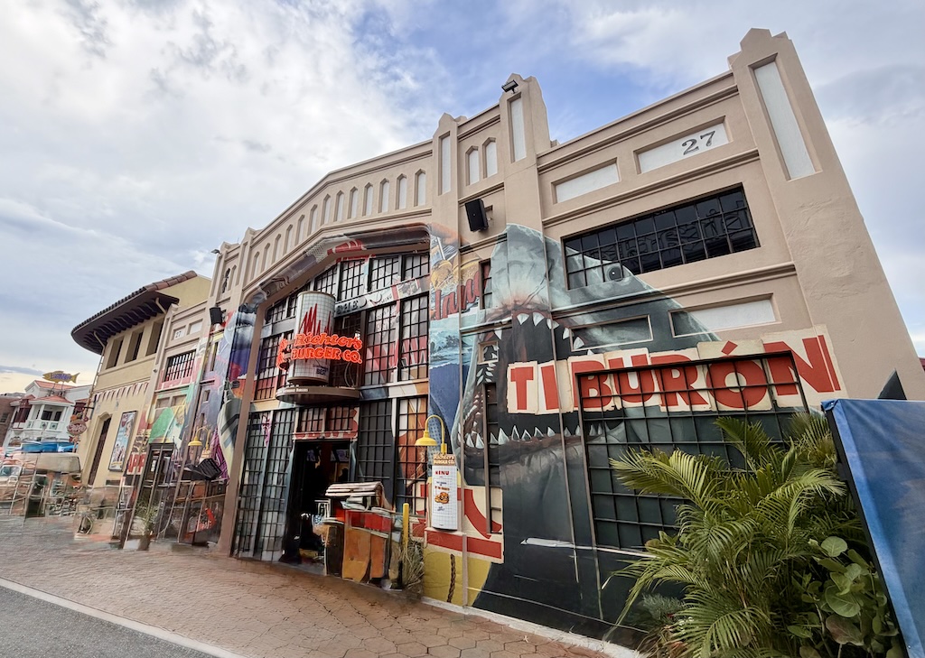 Take A Bite Out of The New Richter’s Burger Co.